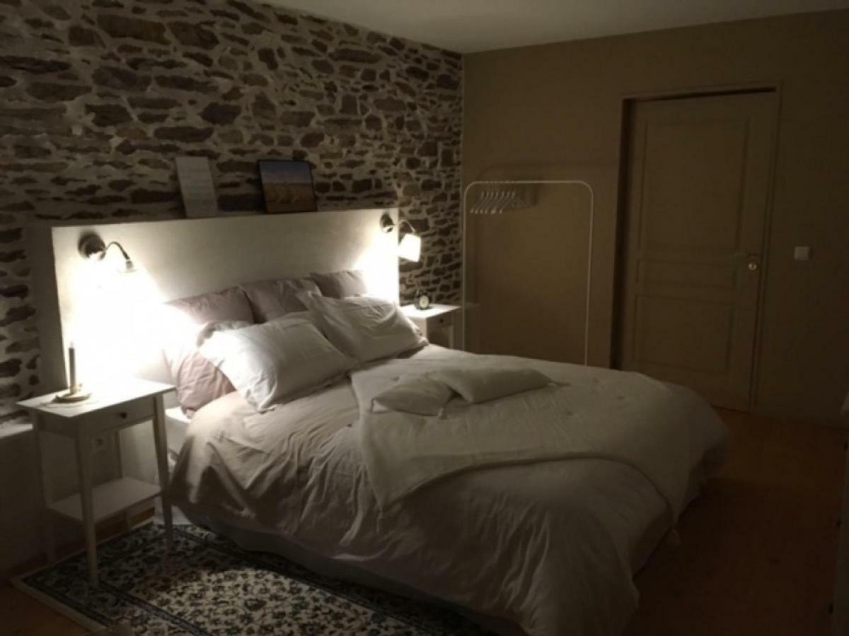 Les Bouyeres Bed & Breakfast Saint-Malon-sur-Mel Екстериор снимка