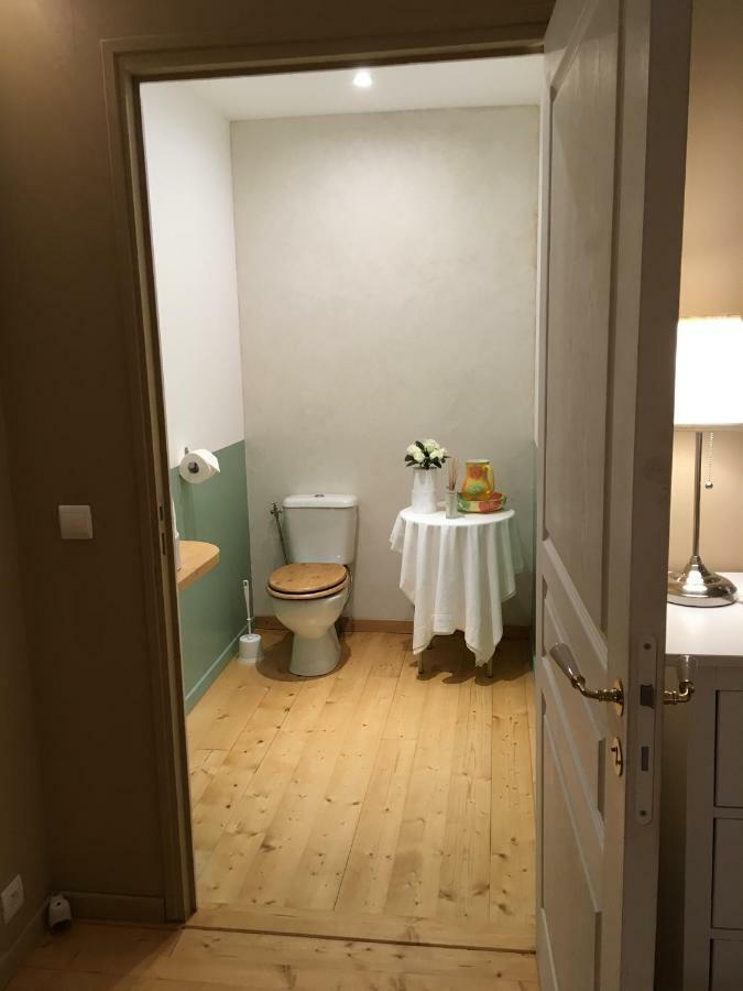 Les Bouyeres Bed & Breakfast Saint-Malon-sur-Mel Екстериор снимка