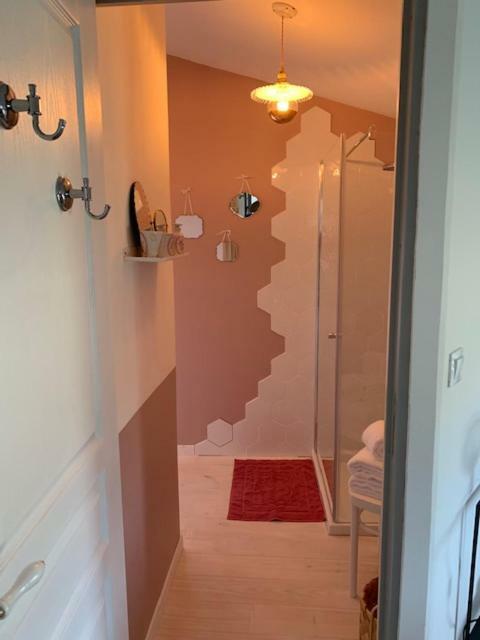 Les Bouyeres Bed & Breakfast Saint-Malon-sur-Mel Екстериор снимка